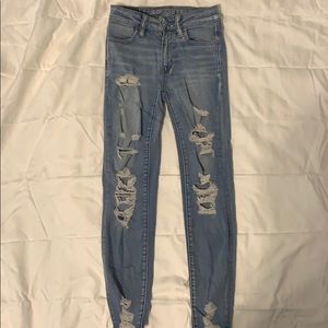 American eagle ripped skinny jeans